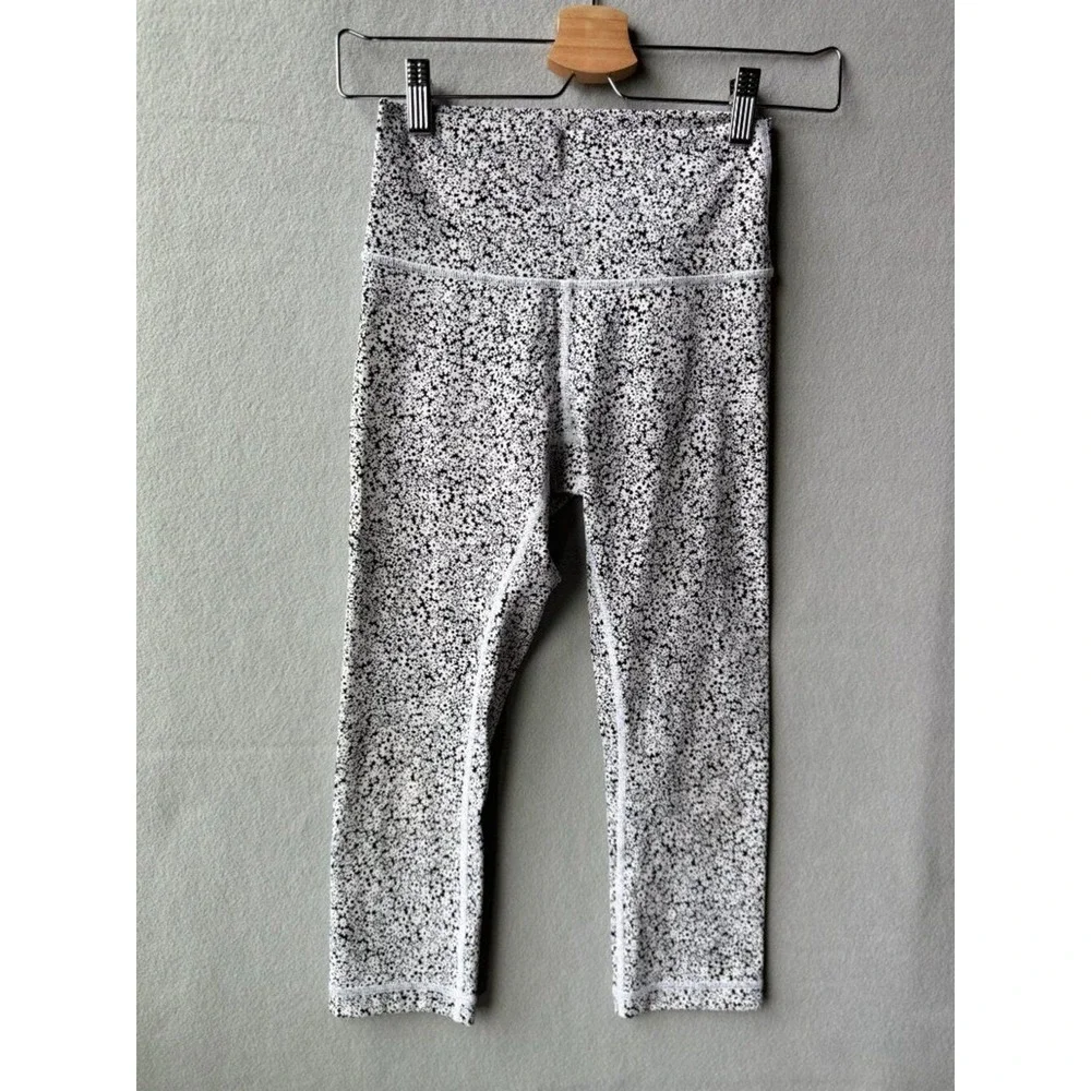 Lululemon Wunder Under Hi-Rise Crop Leggings Size 4 Ditsy‎ Daisy